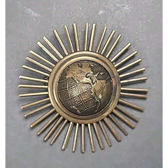 Jan Michael's San Francisco Steam Punk Starburst World Brooch - Picture 1 of 5
